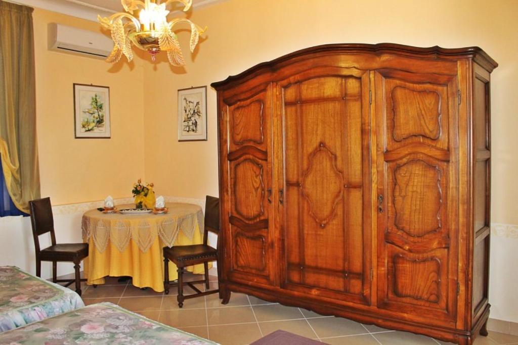 Hotel Ristorante La Torretta Bianze Экстерьер фото