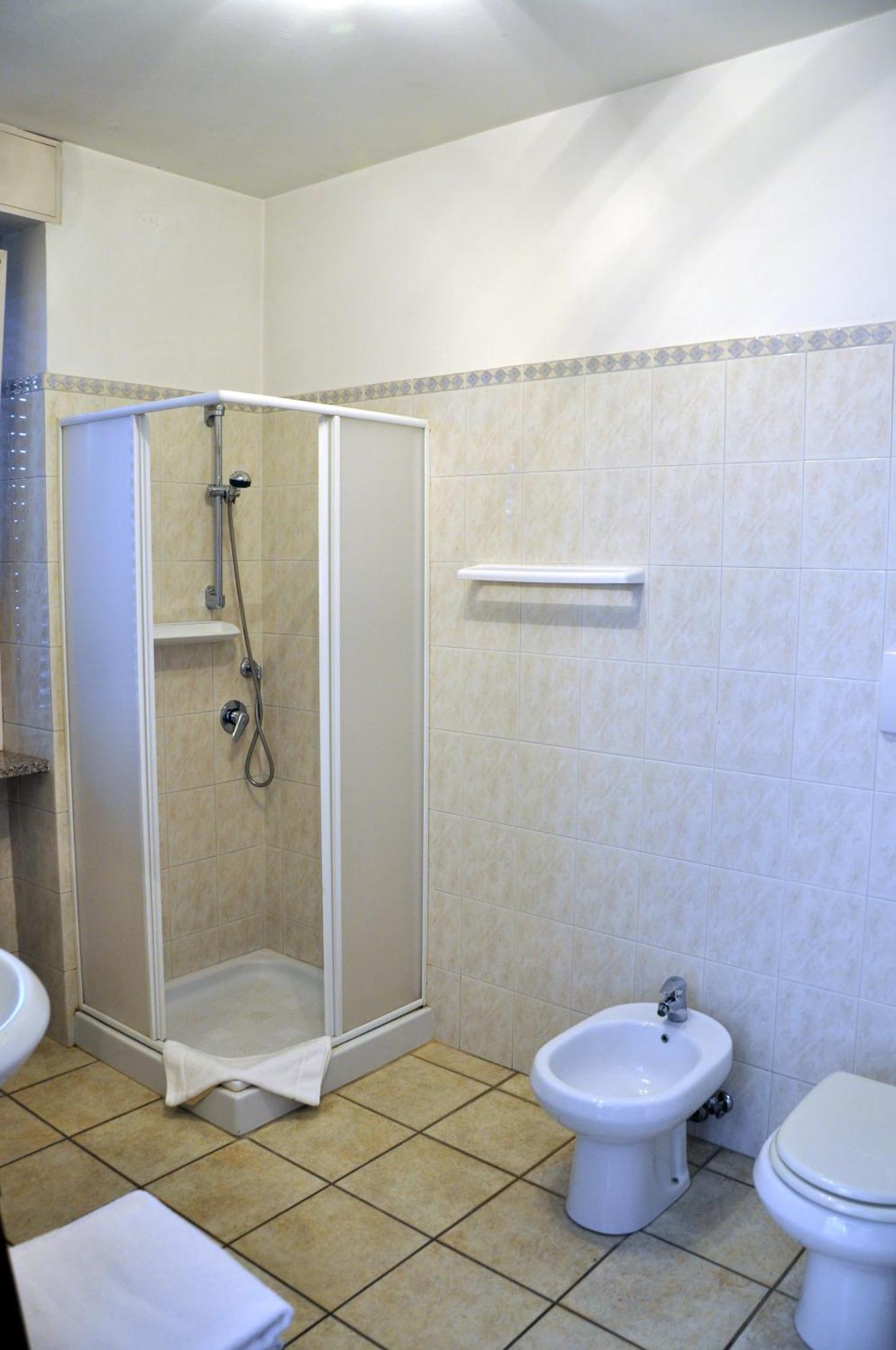 Hotel Ristorante La Torretta Bianze Экстерьер фото